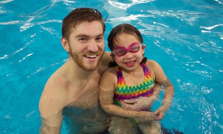 How to Prepare for a Swim Lesson with Young Kids